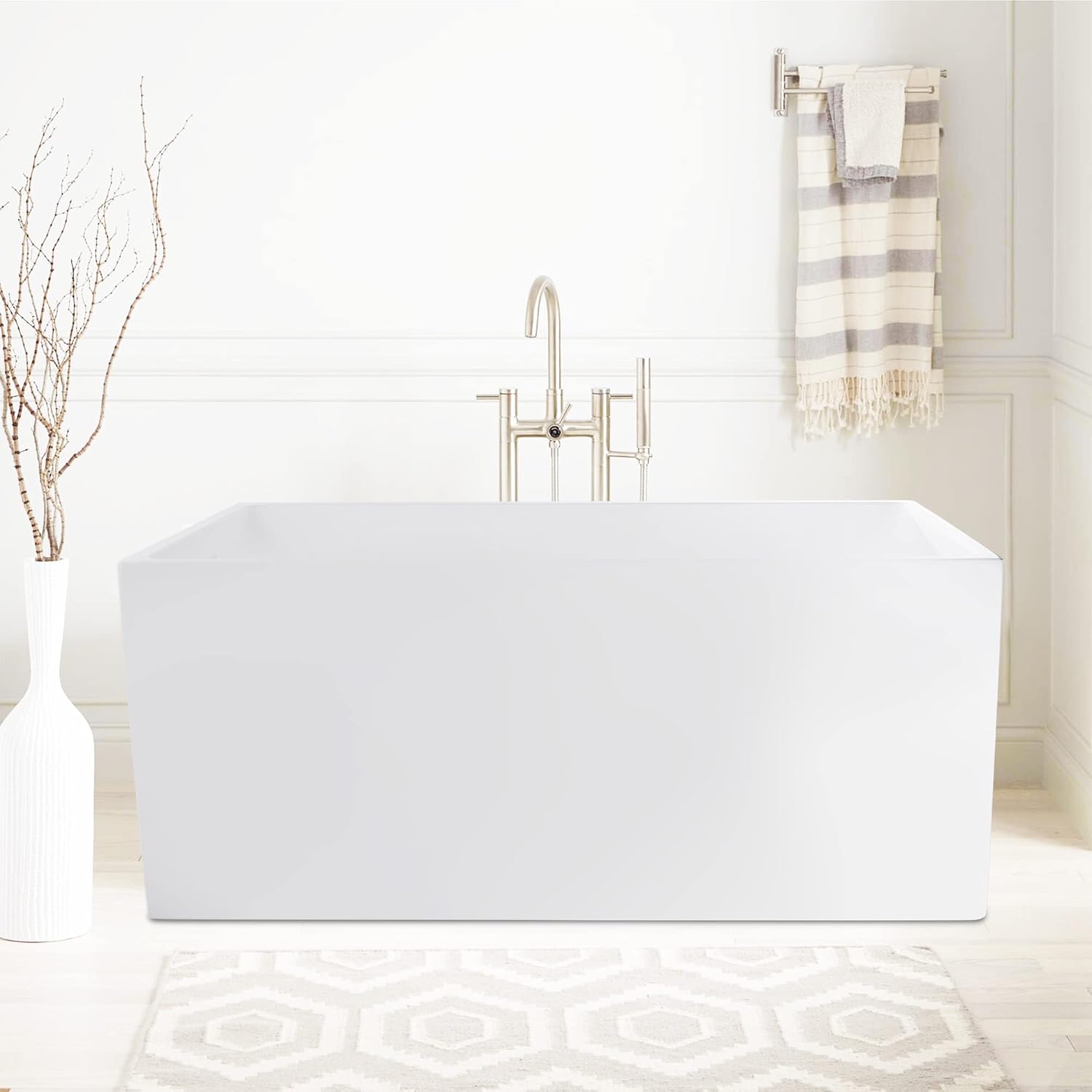 Vanity Art 47 x 29 Inch White Acrylic Freestanding Bathtub | Contemporary Design Soaking Tub with Polished Chrome Pop-up Drain and Slotted Overflow Included, UPC Certified VA6816B-XS