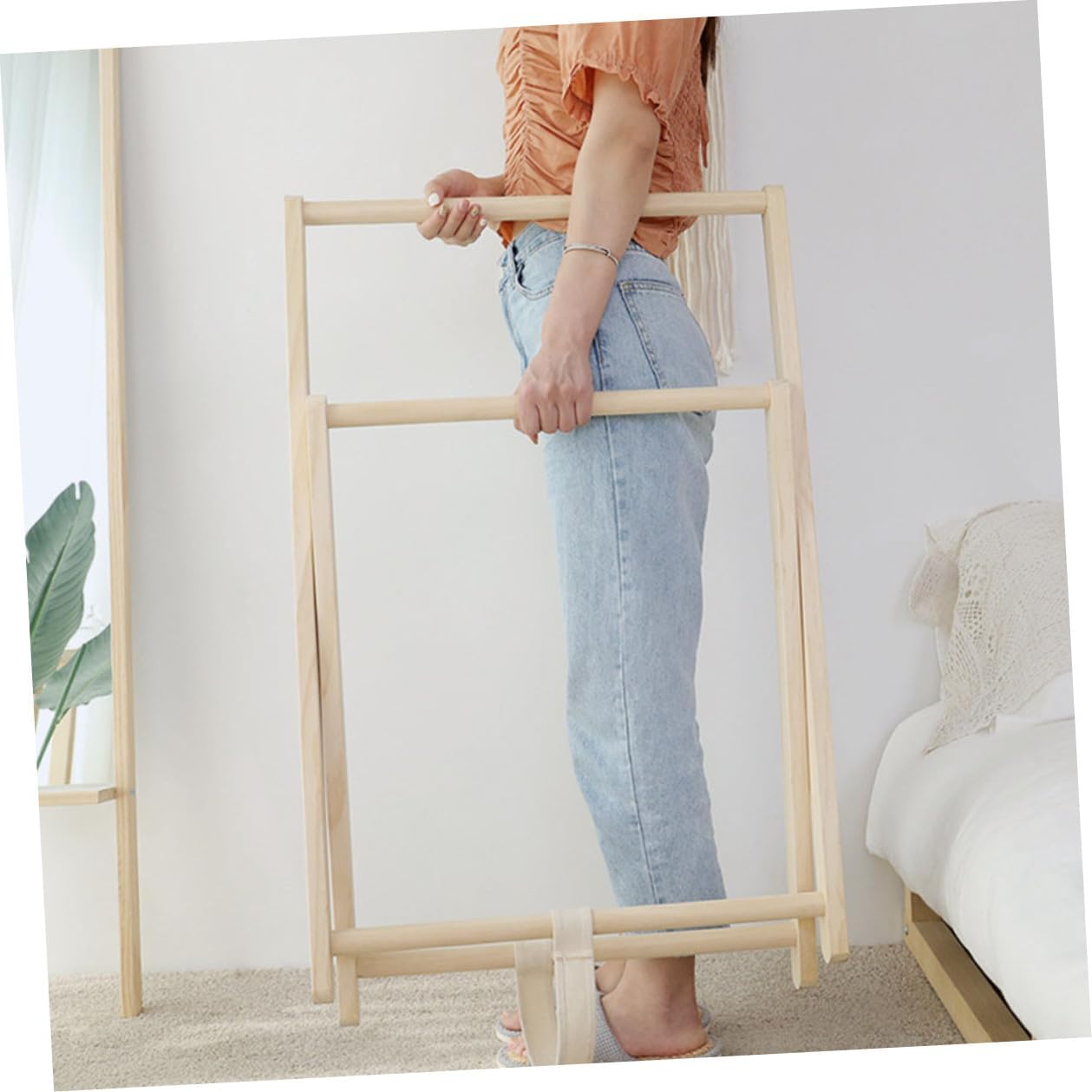 ERINGOGO Wooden Clothes Rack Coat Stand with Practical Storage Shelf, Freestanding Garment Rack for Bedroom Entryway, Sturdy Solid Wood Clothes Hanging Organizer