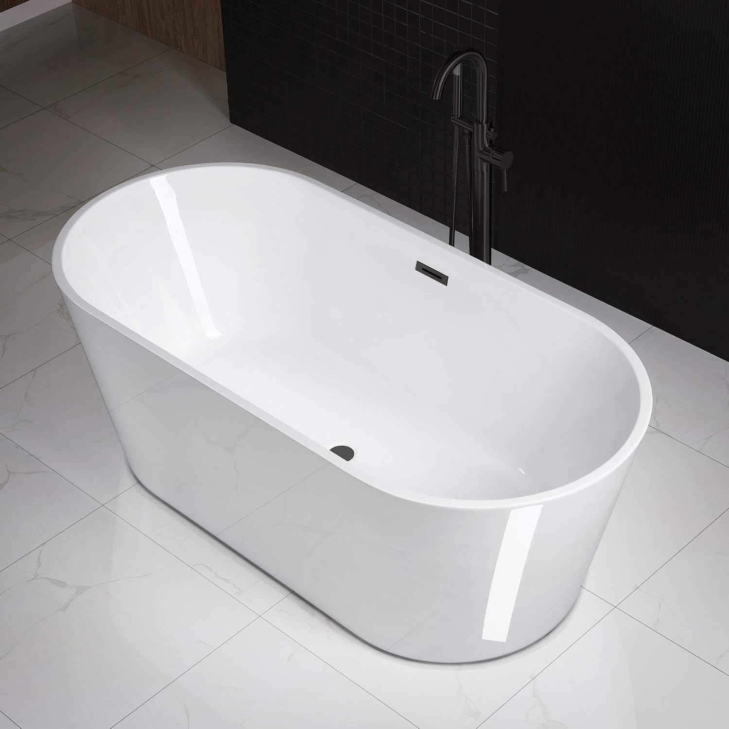 WOODBRIDGE 67' Acrylic Freestanding Bathtub Contemporary Soaking White Tub with Matte Black Overflow and Drain，B0013-MB
