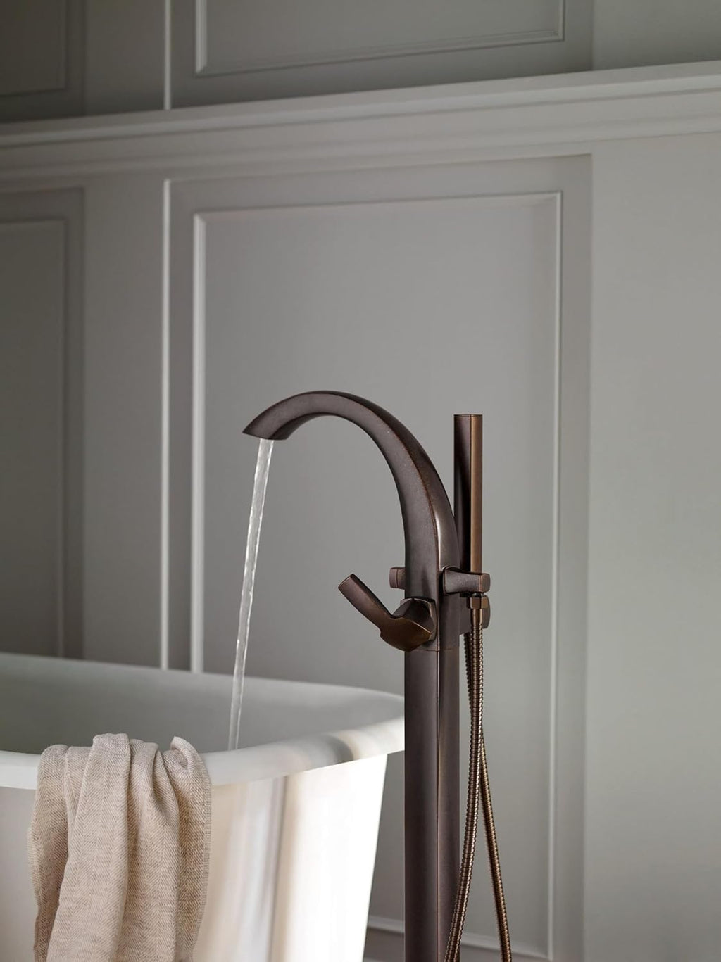 Moen Voss Oil-Rubbed Bronze One-Handle Freestanding Floor Mount Tub Filler with Handshower, 695ORB