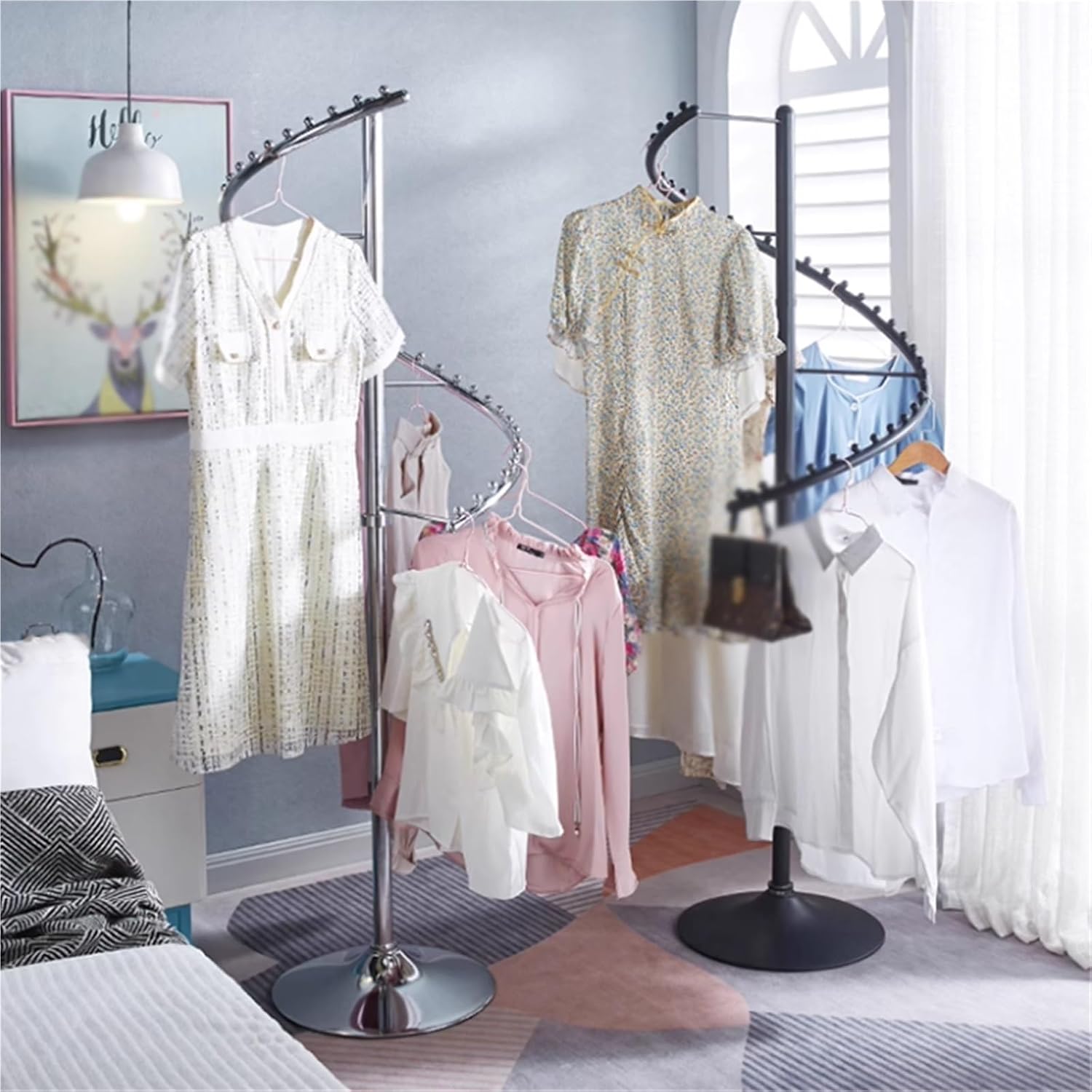 Spiral Round Garment Rack, Metal, Commercial Clothes Display Stand, Heavy Duty, 360° Rotating, for Retail Boutiques Home, Laundry Room, 71 * 17.7in(Gold)
