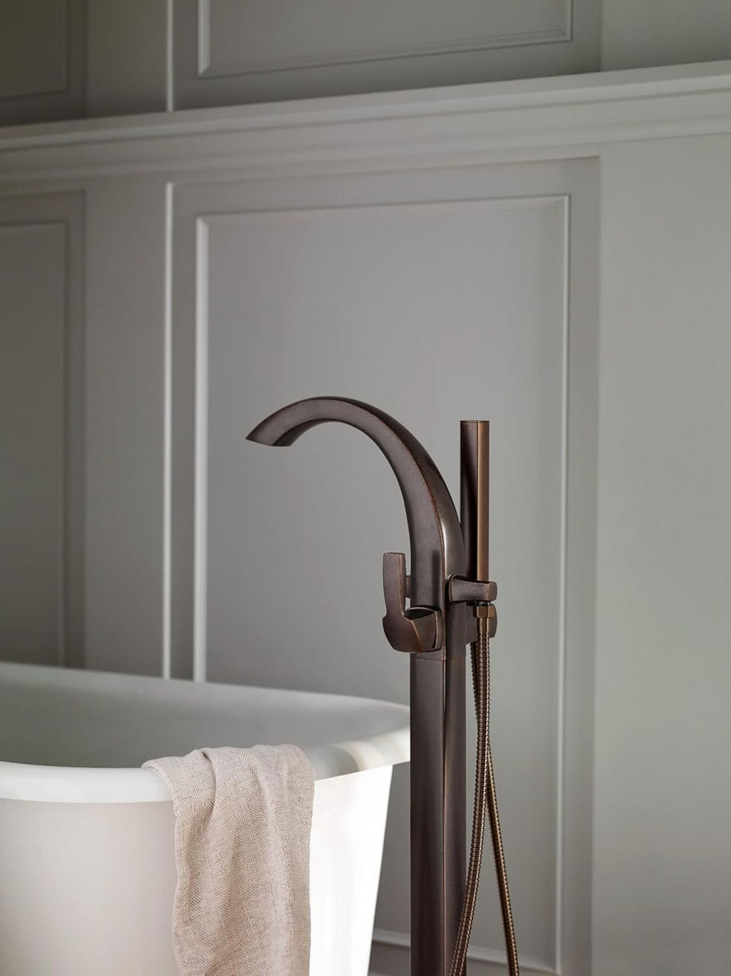 Moen Voss Oil-Rubbed Bronze One-Handle Freestanding Floor Mount Tub Filler with Handshower, 695ORB