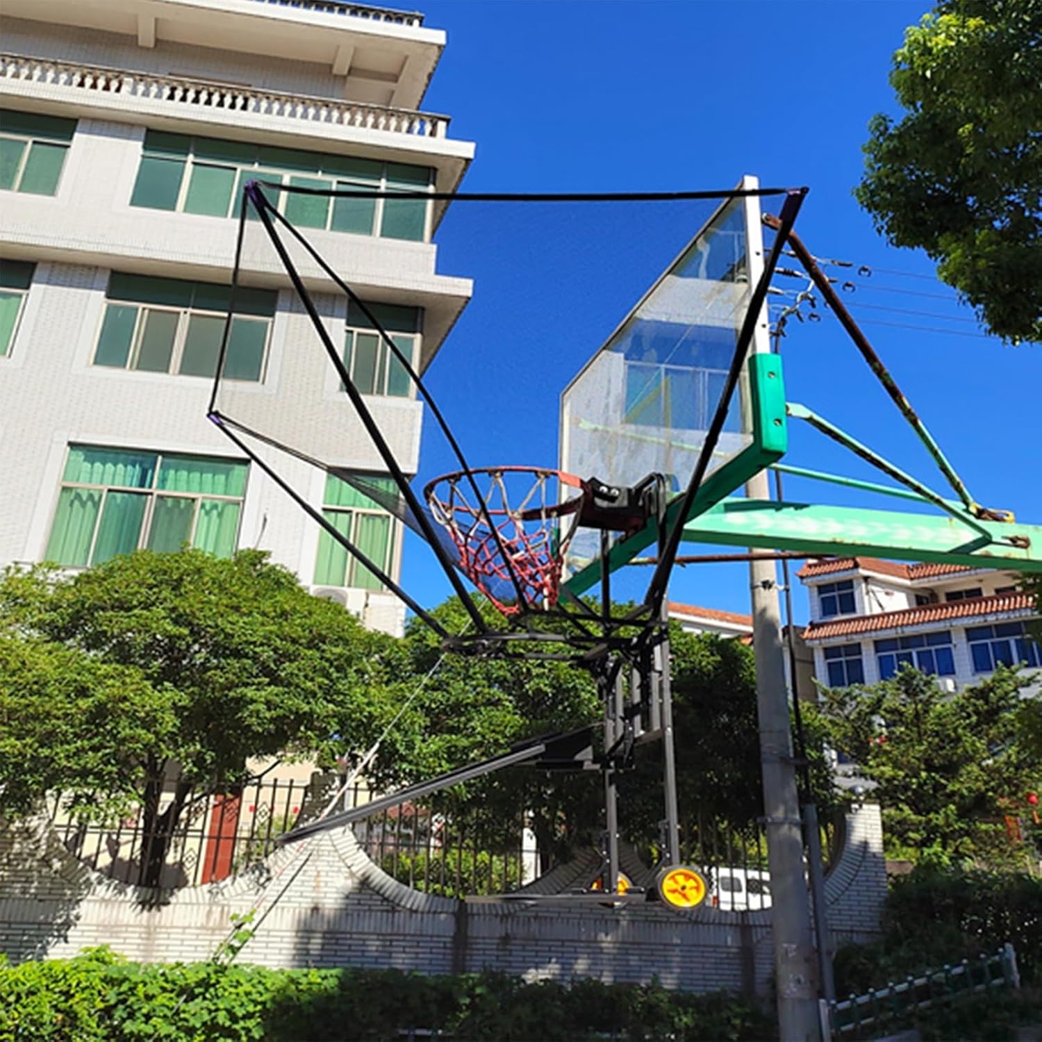 Indoor/Outdoor Basketball Return with Wheels, Portable Basketball Net Catcher with 180° Rotatable Chute, Shooting Training Rebounder System Easy to Fold