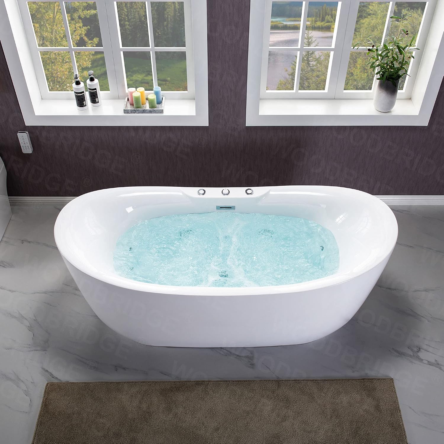 WOODBRIDGE 71' x 31 1/2' Whirlpool Water Jetted and Air Bubble Freestanding Bathtub , B0034