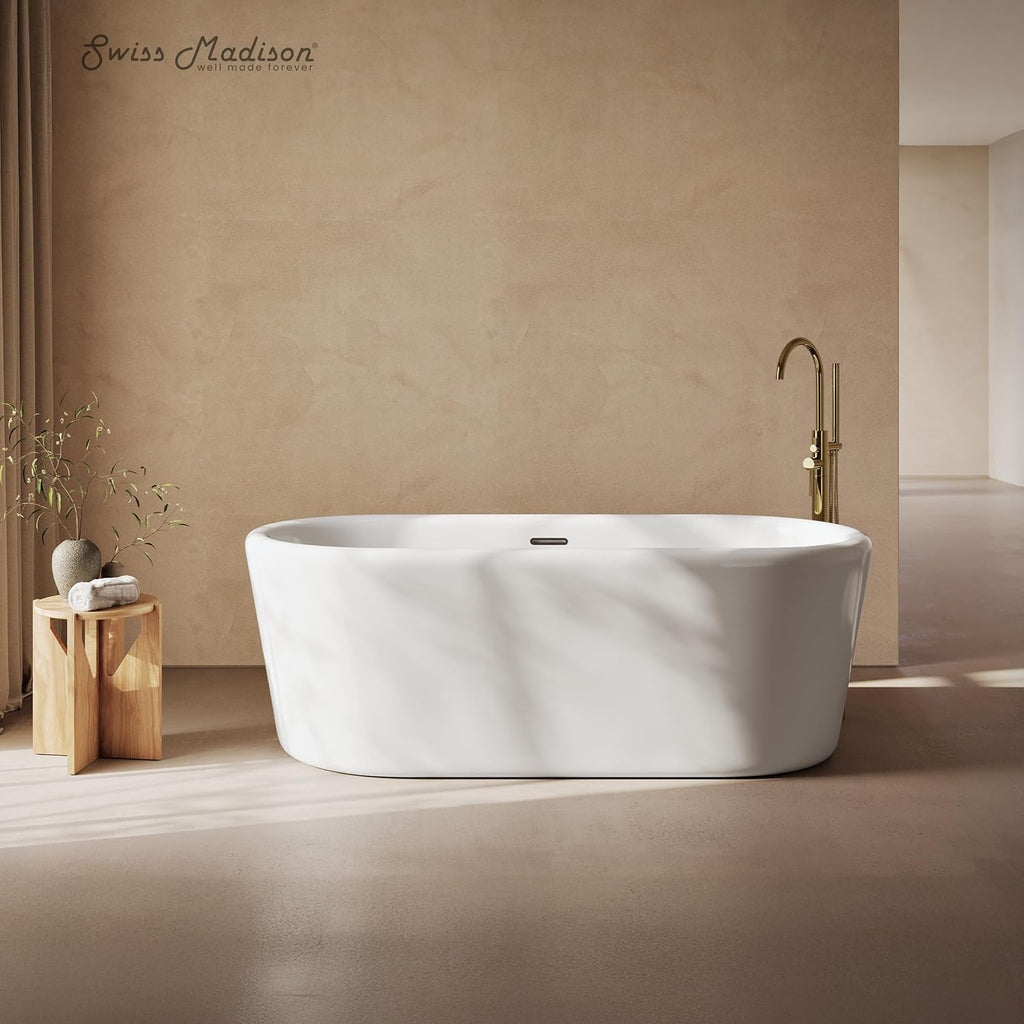 Swiss Madison Nanterre 68' Soaking Freestanding Bathtub in Glossy White, Drain Included