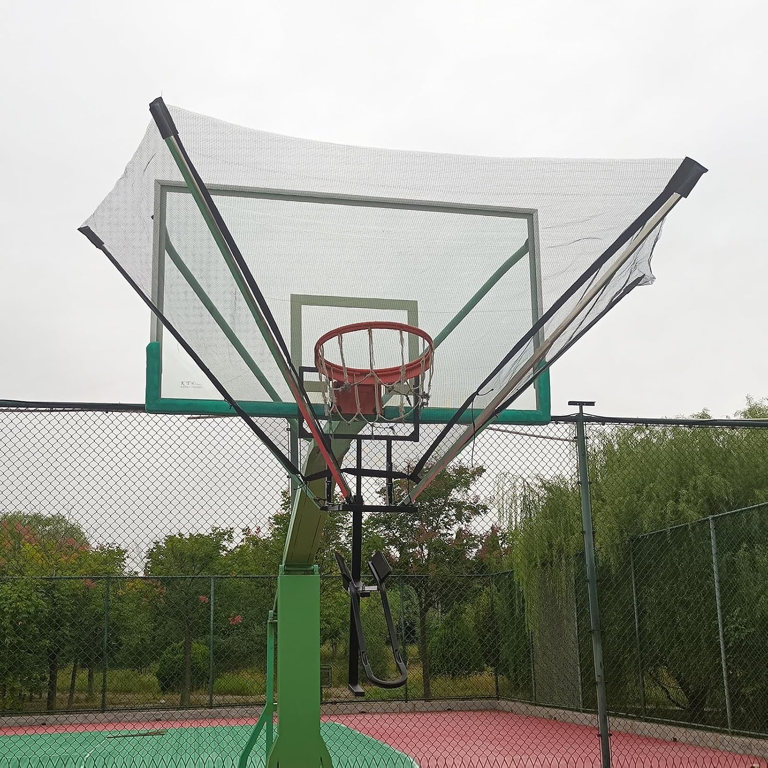 Basketball Shot Returner Hanging Basketball Return Net Rebounder, Metal Basketball Shooting Trainer Equipment with Storage Bag, Rotatable Portable Ball Return System