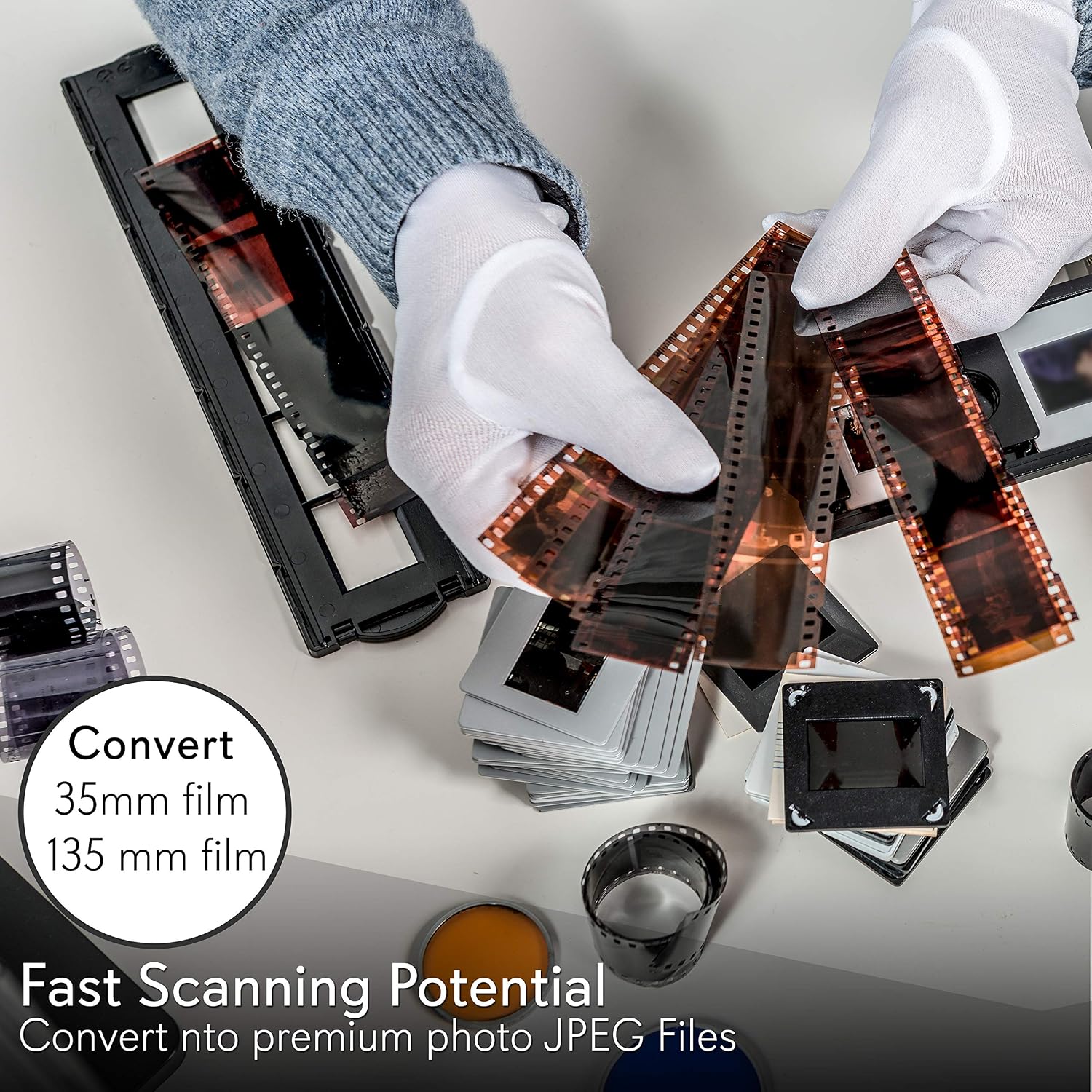 Pyle Digital 3-in-1 Photo, Slide and Film Scanner - Convert 35mm Film Negatives & Slides - With HD 5.1 MP - Digital LCD Screen, Easy to Use